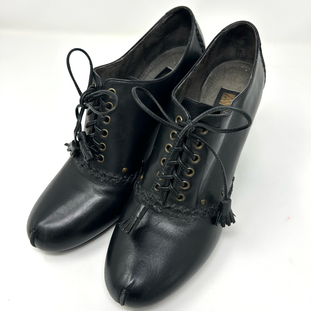 Elegant Black Women's Lace-Up Shoes Genuine Leather 7.5